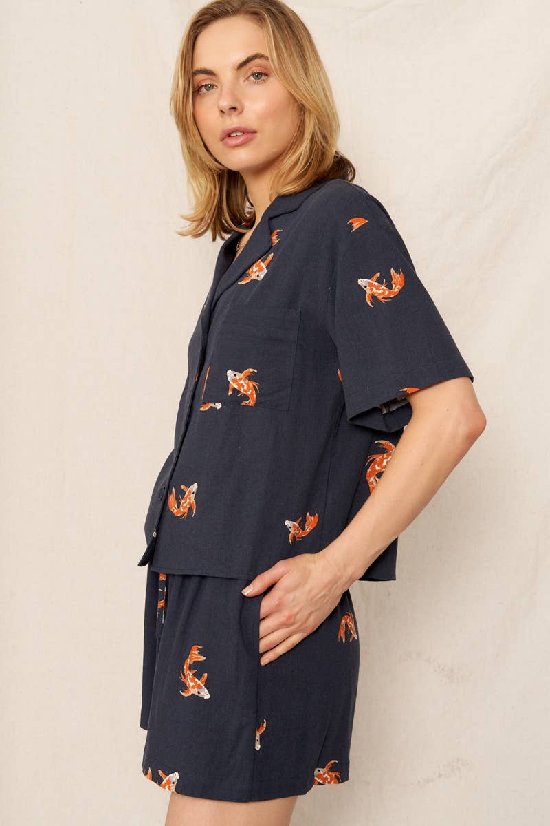 Koi Fish Print Short Sleeve Button Down Shirt: Navy Orange / S